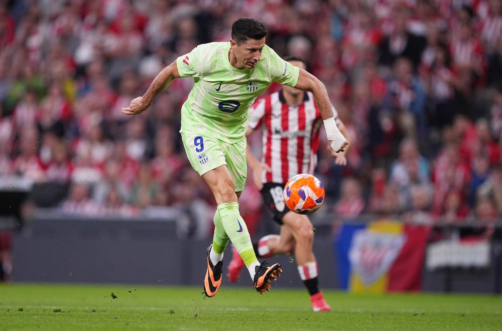 法比奥庆祝足协杯夺冠：我们是冠军，这座城市值得拥有这一刻